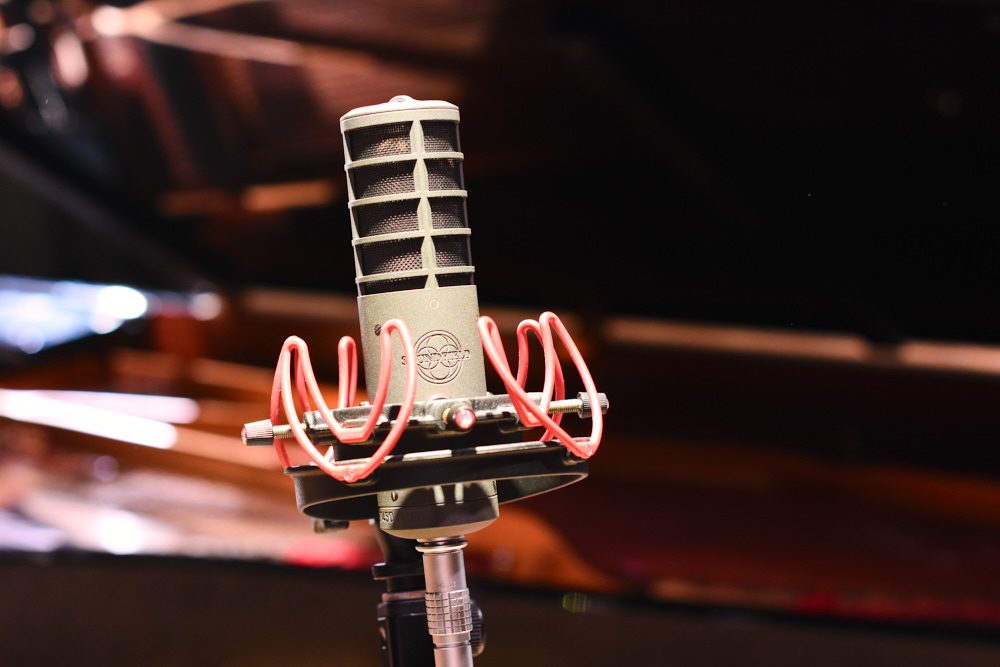 Soundfield ST450 microphone